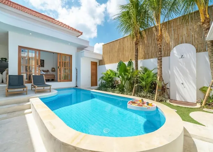 Villa Tolosa - Modern 3Br - Central Canggu Beach 别墅 坎古