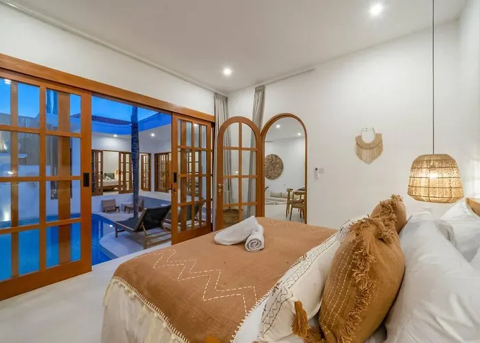 别墅 Villa Tolosa - Modern 3Br - Central Canggu Beach